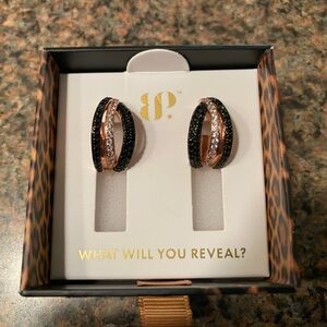 Bomb Party Earrings ER85532 "Loop of No Return" Untamed Collection